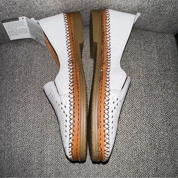 Spring Step Ingrid Soft Leather Slip On Loafer White Women Size 6.5 EU 37 NIB - Picture 13 of 13